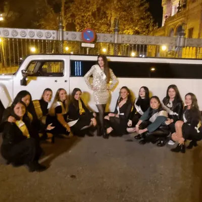despedida-de-sotlera-sevilla-limusina-hummer-h3-blanca-paseo